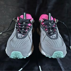 Under Armour HOVR Michelin Summit 3022579-309 Women’s 9 Men’s 7.5.